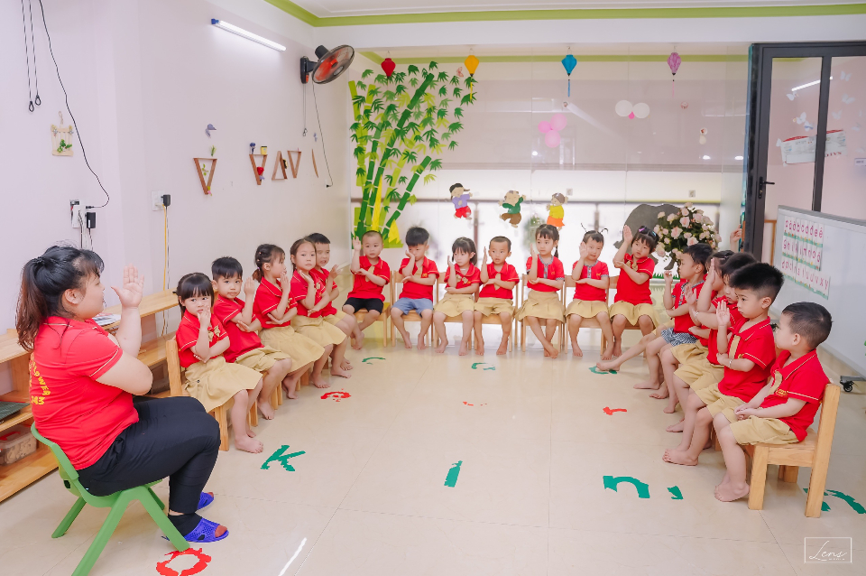 http://sanan-navi-production-storage.s3.ap-east-1.amazonaws.com/navi-school/7259/truong-mam-non-sunflower-tt-cho-tmejfX3W3J@1654152232.jpg